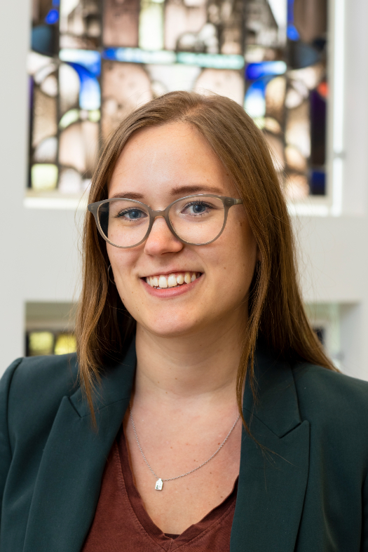 Portretfoto van Buit, Y.B. (Yvonne)